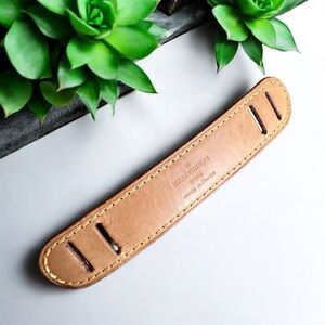 SOLD -💎Authentic Louis Vuitton Vachetta Shoulder Strap Pad